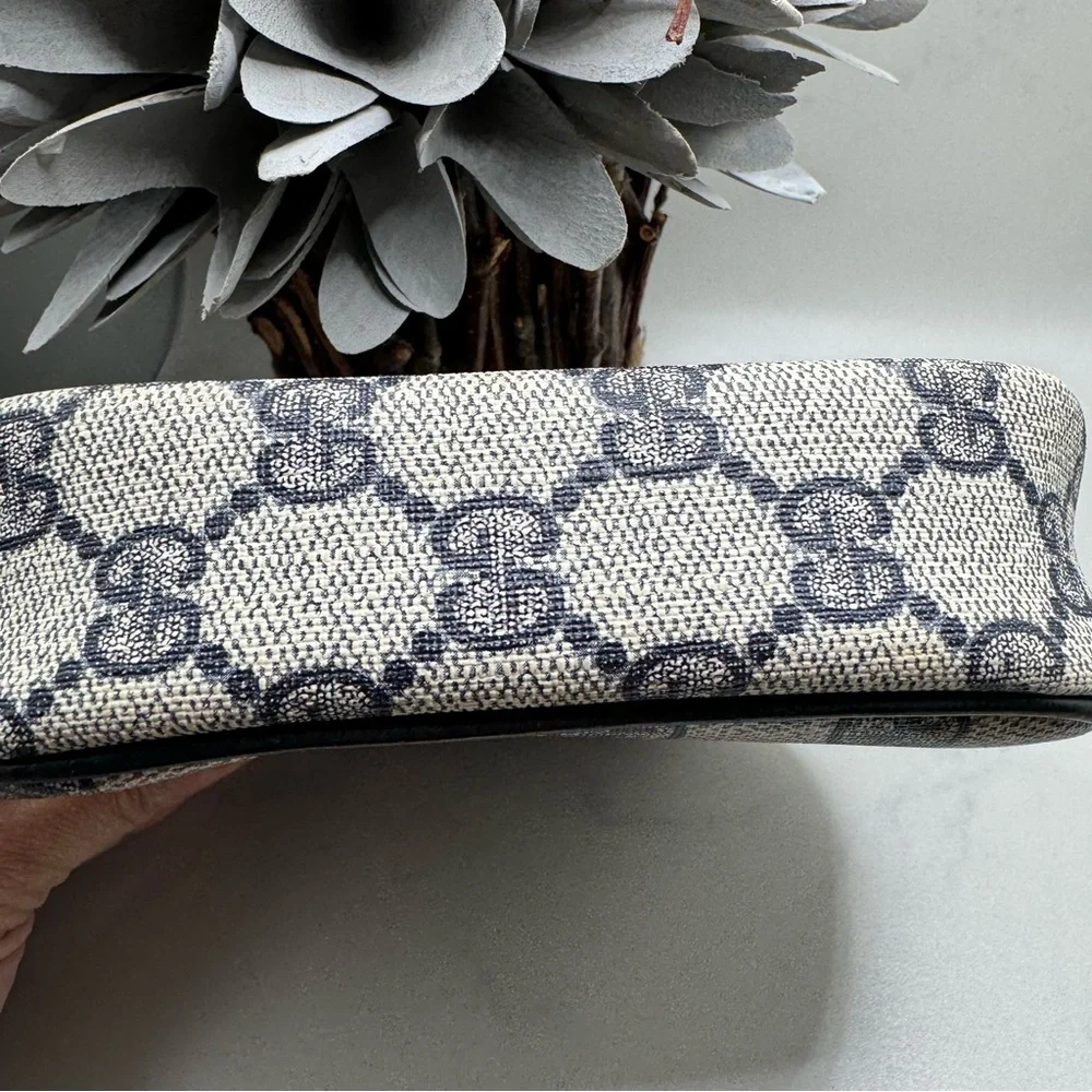Gucci Cosmetic Pouch Vintage - Picture 7 of 10